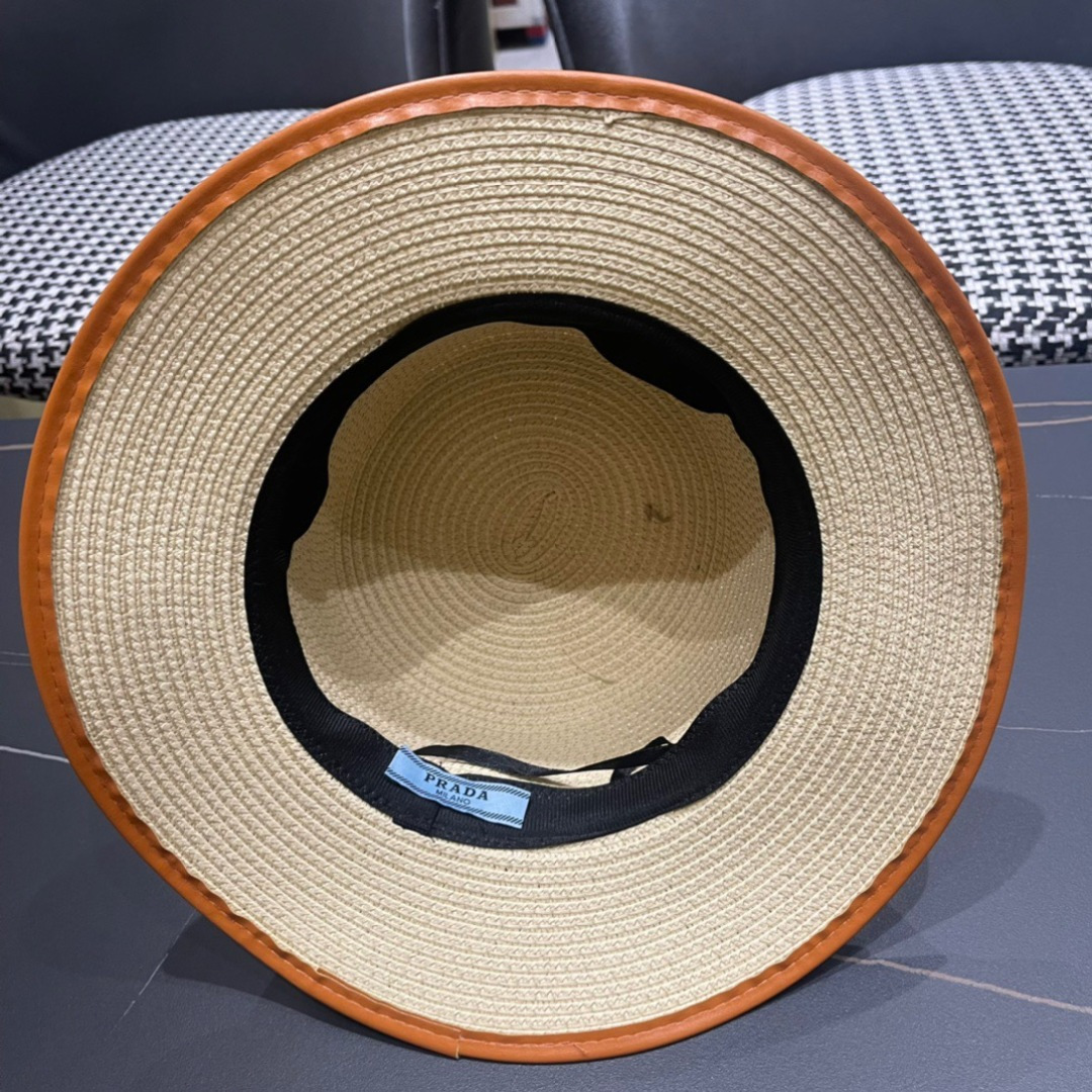   PRADA普拉达草帽，皮边高级定制，超好看帽型，头围57cm

