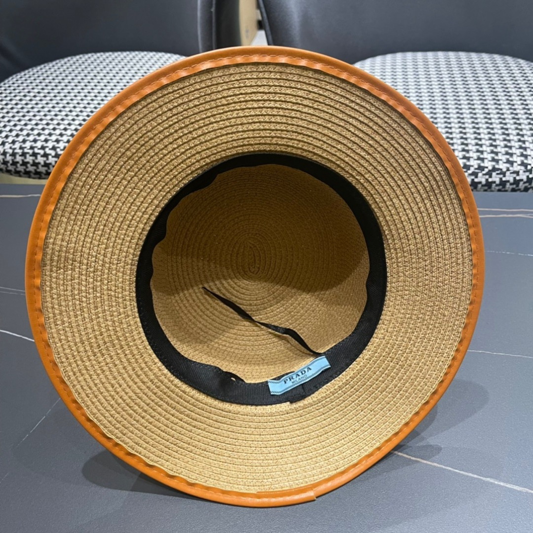   PRADA普拉达草帽，皮边高级定制，超好看帽型，头围57cm

