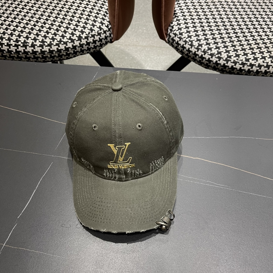  LV路易威登🧢 经典棒球帽，四季可用，出门必备，非常显脸小