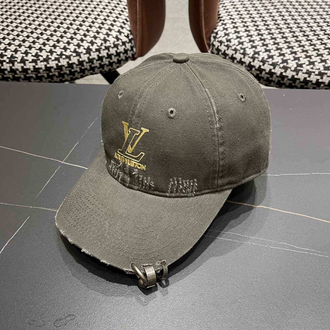  LV路易威登🧢 经典棒球帽，四季可用，出门必备，非常显脸小