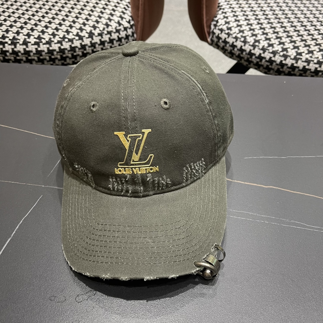  LV路易威登🧢 经典棒球帽，四季可用，出门必备，非常显脸小
