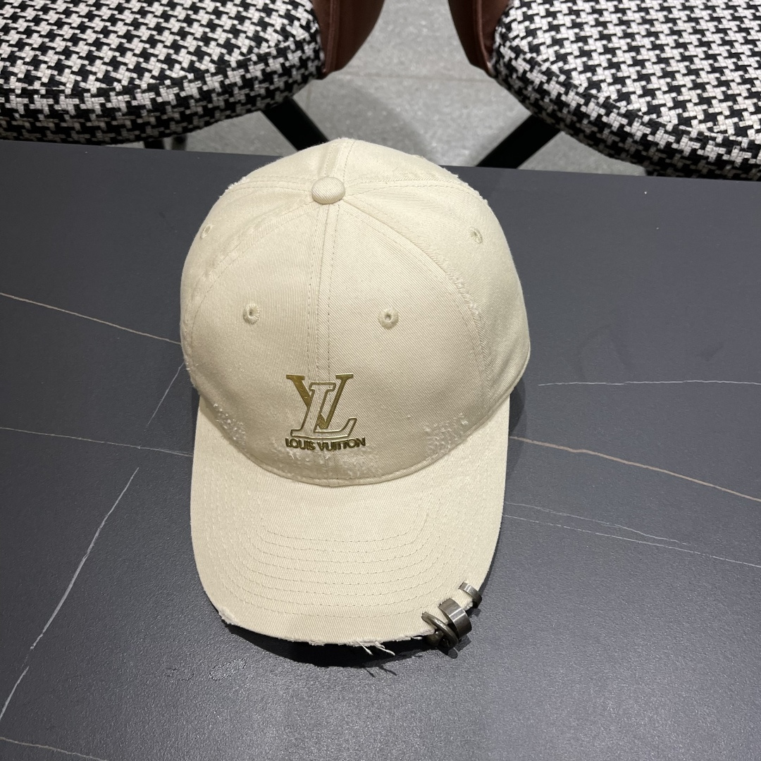  LV路易威登🧢 经典棒球帽，四季可用，出门必备，非常显脸小