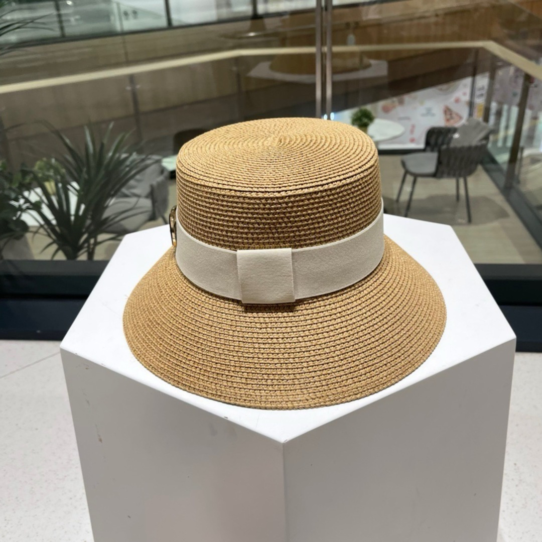  Gucci古奇草帽，纯手工钩织，重工设计风格，沙滩帽，大草帽，头围57cm