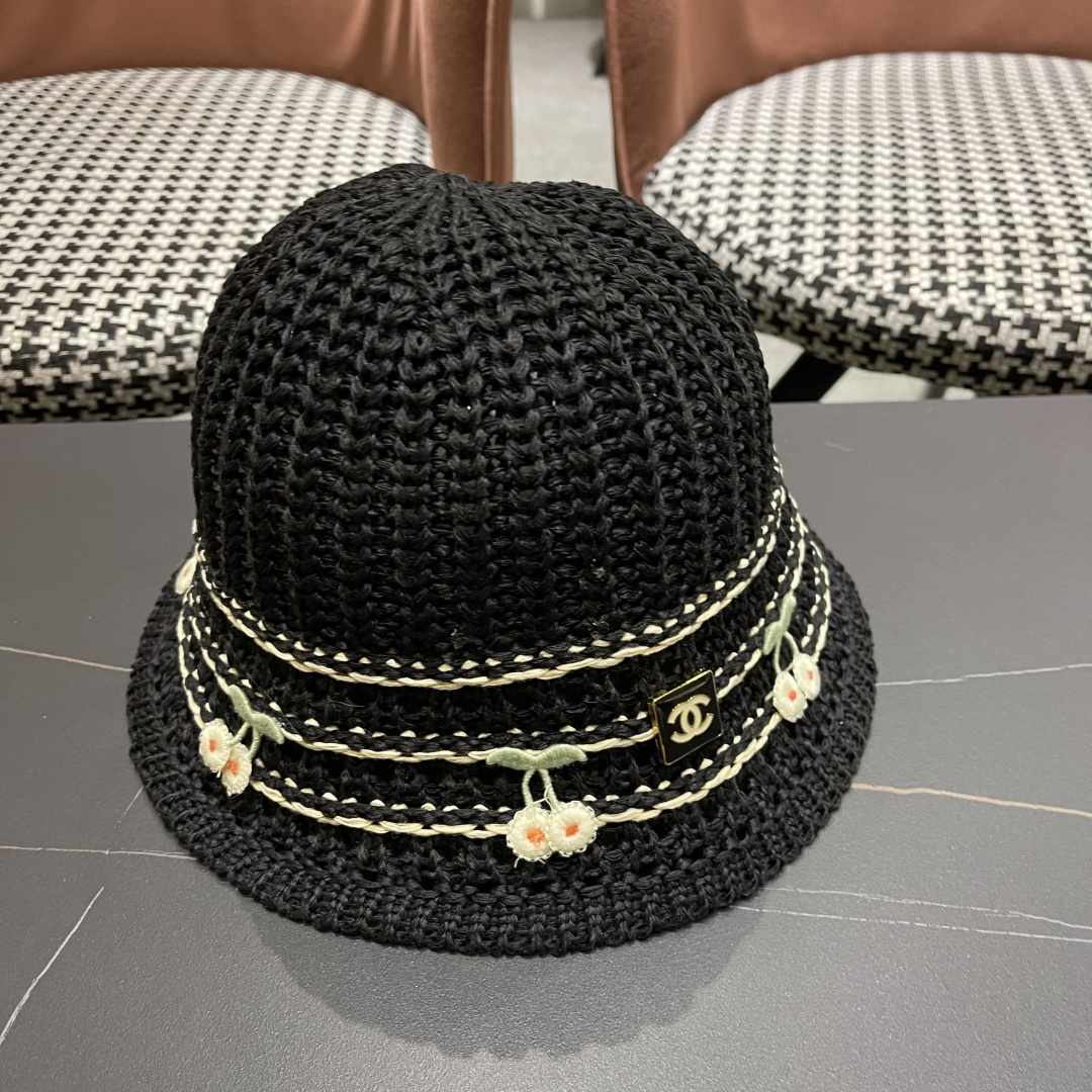  香奈儿2025手工编织镂空渔夫帽女夏季甜美可爱，假风遮阳防晒帽子透气盆帽