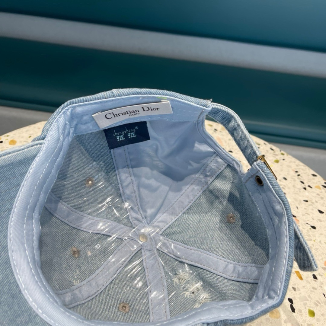    🧢Dior迪奥🧢，春夏季新款棒球帽 潮流，高端做工！很好搭配！