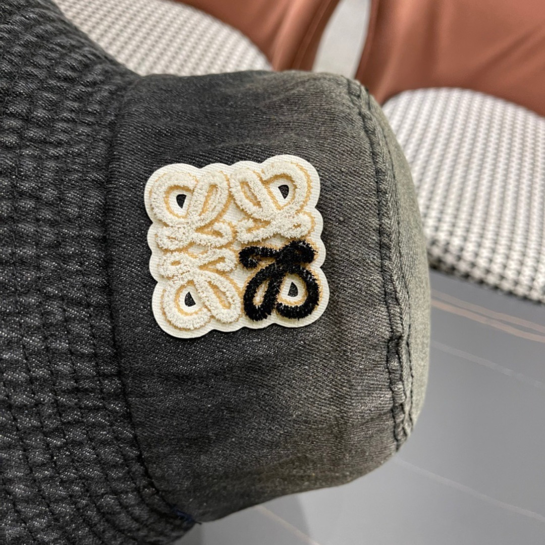  LOEWE罗意威 2025新品渔夫帽，牛仔帽，原单品质，内标齐全，头围57cm