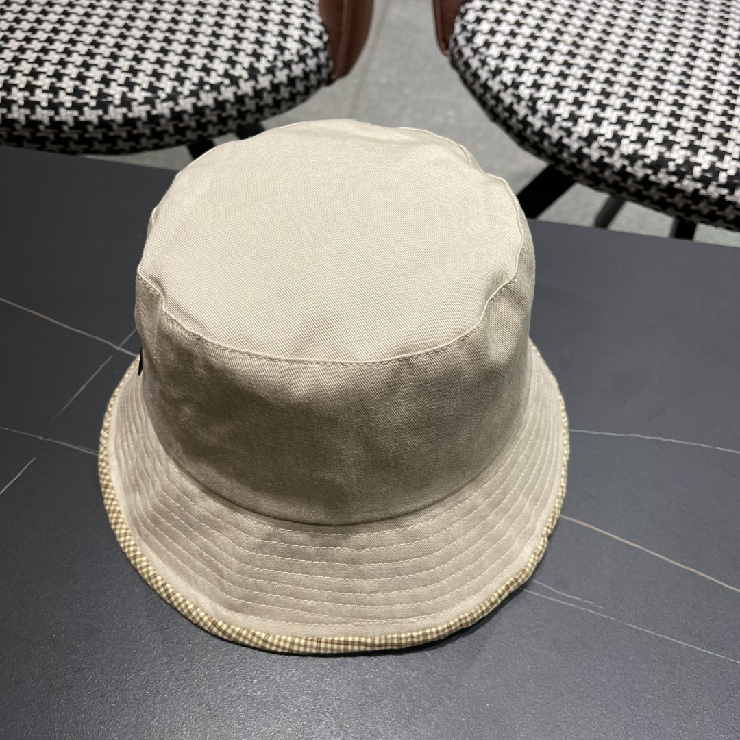  赛琳CELINE2025新款渔夫帽，休闲大方，简约时尚，
