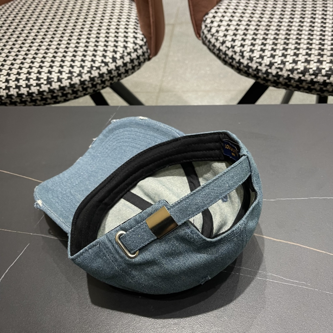  路易威登棒球帽 LouisVuitton😍新款LV棒球帽，高端大气，百搭款🤗男女通用！