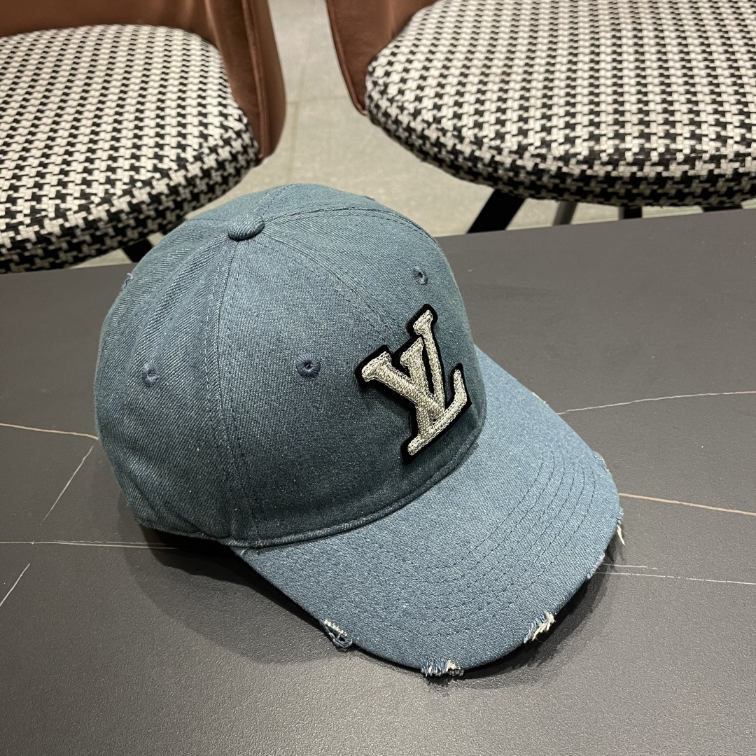  路易威登棒球帽 LouisVuitton😍新款LV棒球帽，高端大气，百搭款🤗男女通用！