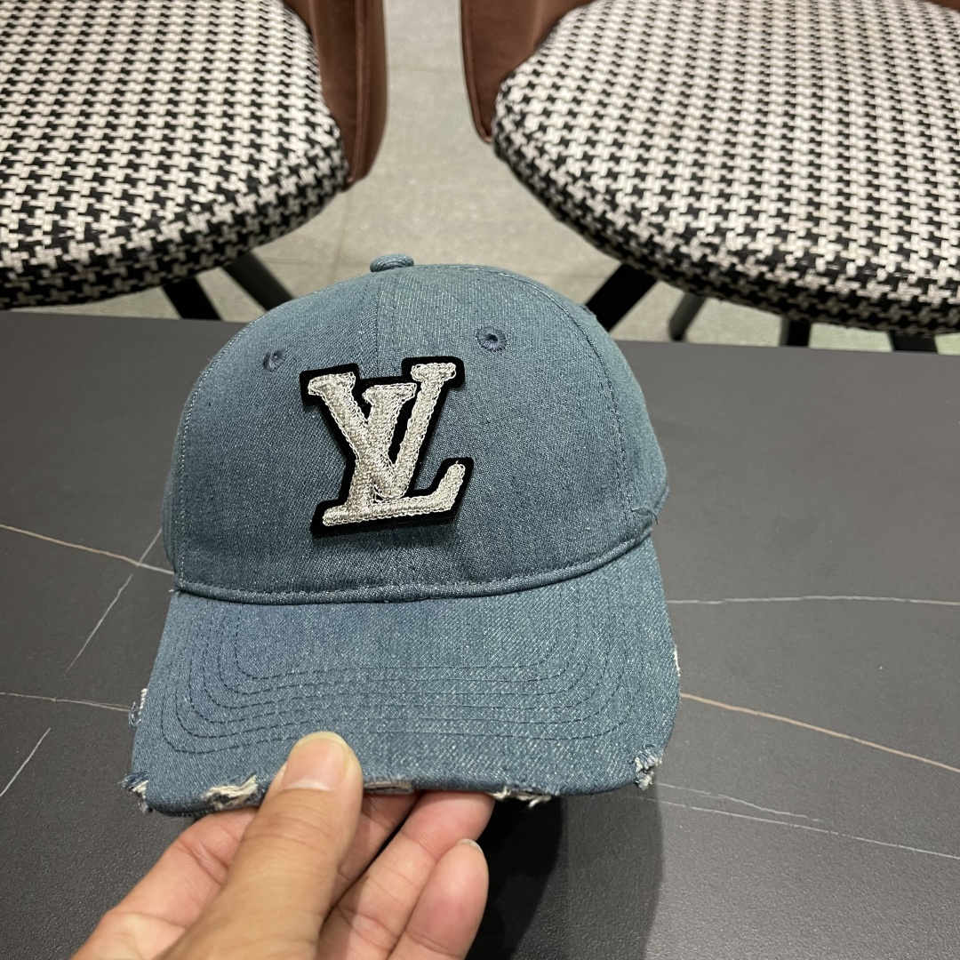  路易威登棒球帽 LouisVuitton😍新款LV棒球帽，高端大气，百搭款🤗男女通用！
