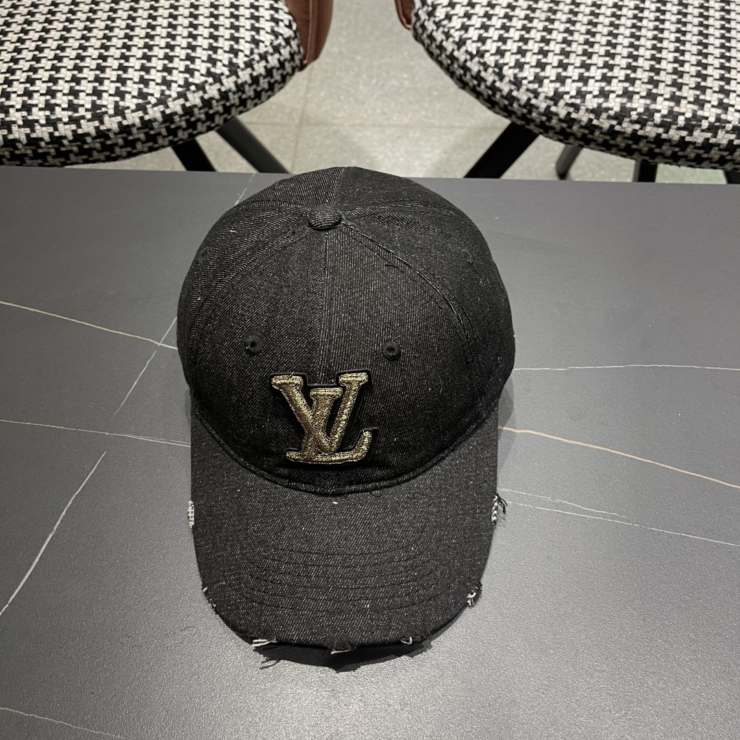  路易威登棒球帽 LouisVuitton😍新款LV棒球帽，高端大气，百搭款🤗男女通用！
