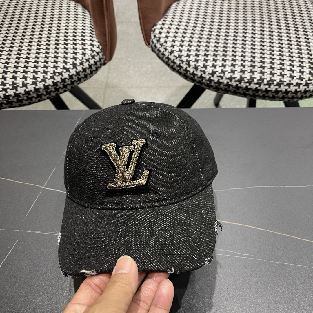  路易威登棒球帽 LouisVuitton😍新款LV棒球帽，高端大气，百搭款🤗男女通用！