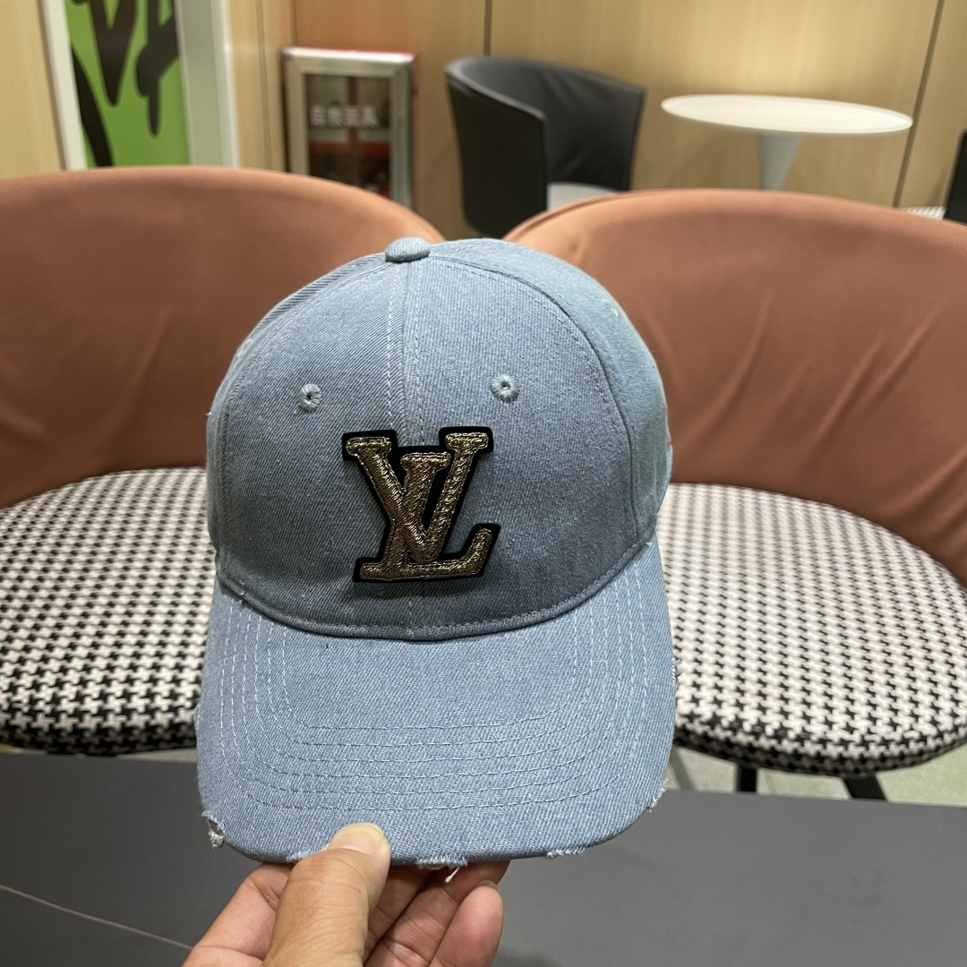 路易威登棒球帽 LouisVuitton😍新款LV棒球帽，高端大气，百搭款🤗男女通用！