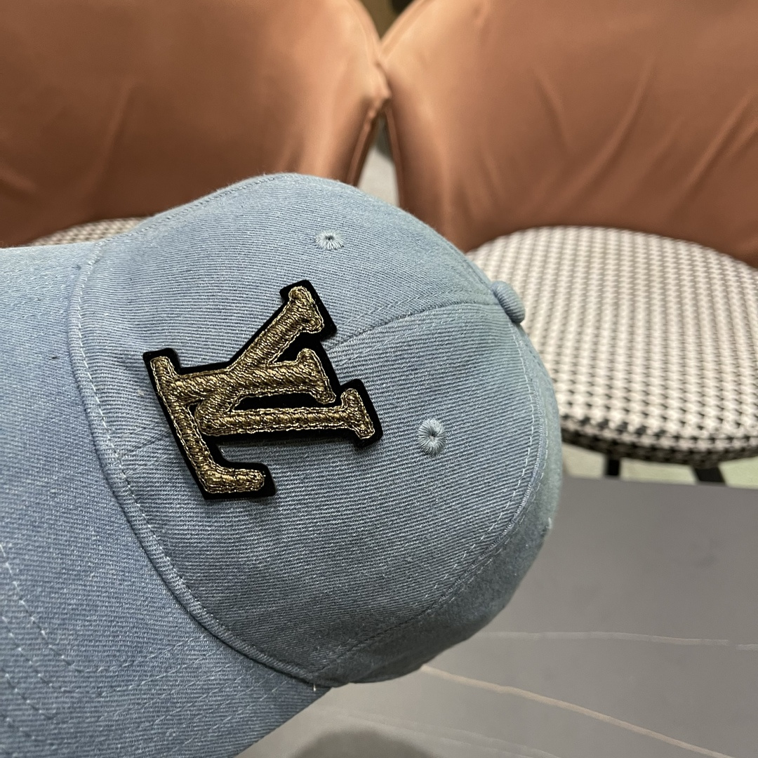  路易威登棒球帽 LouisVuitton😍新款LV棒球帽，高端大气，百搭款🤗男女通用！
