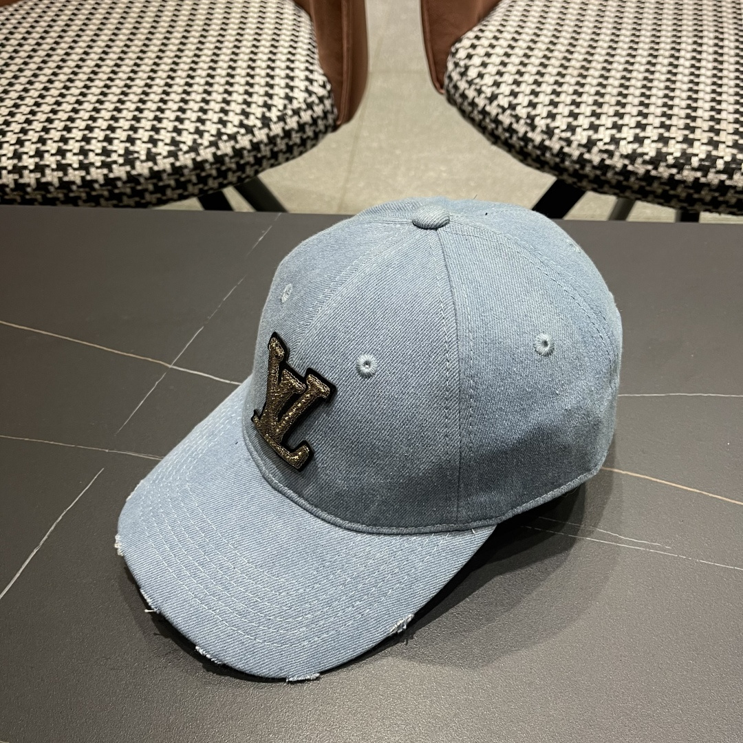  路易威登棒球帽 LouisVuitton😍新款LV棒球帽，高端大气，百搭款🤗男女通用！