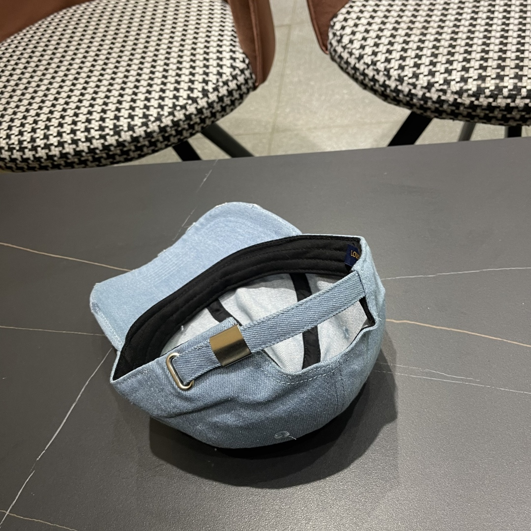  路易威登棒球帽 LouisVuitton😍新款LV棒球帽，高端大气，百搭款🤗男女通用！