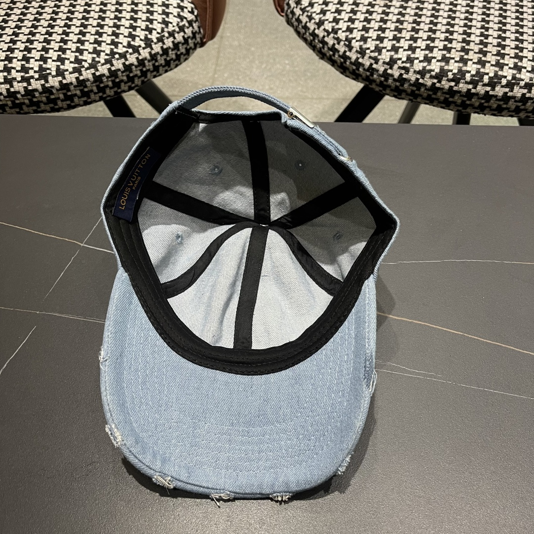  路易威登棒球帽 LouisVuitton😍新款LV棒球帽，高端大气，百搭款🤗男女通用！