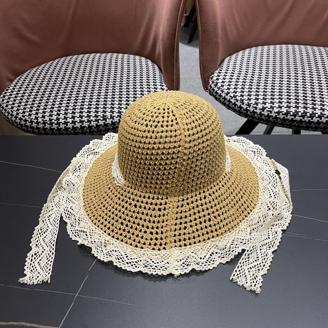  Gucci古奇新款2025新款田园风蕾丝绑系镂空遮阳草帽女夏海
边沙滩度假宽檐太阳帽