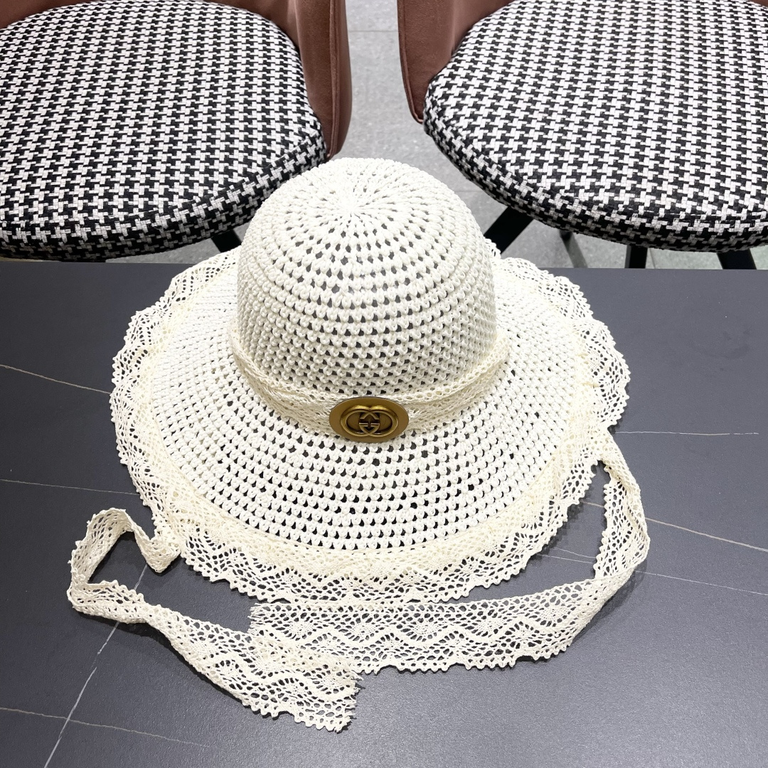  Gucci古奇新款2025新款田园风蕾丝绑系镂空遮阳草帽女夏海
边沙滩度假宽檐太阳帽