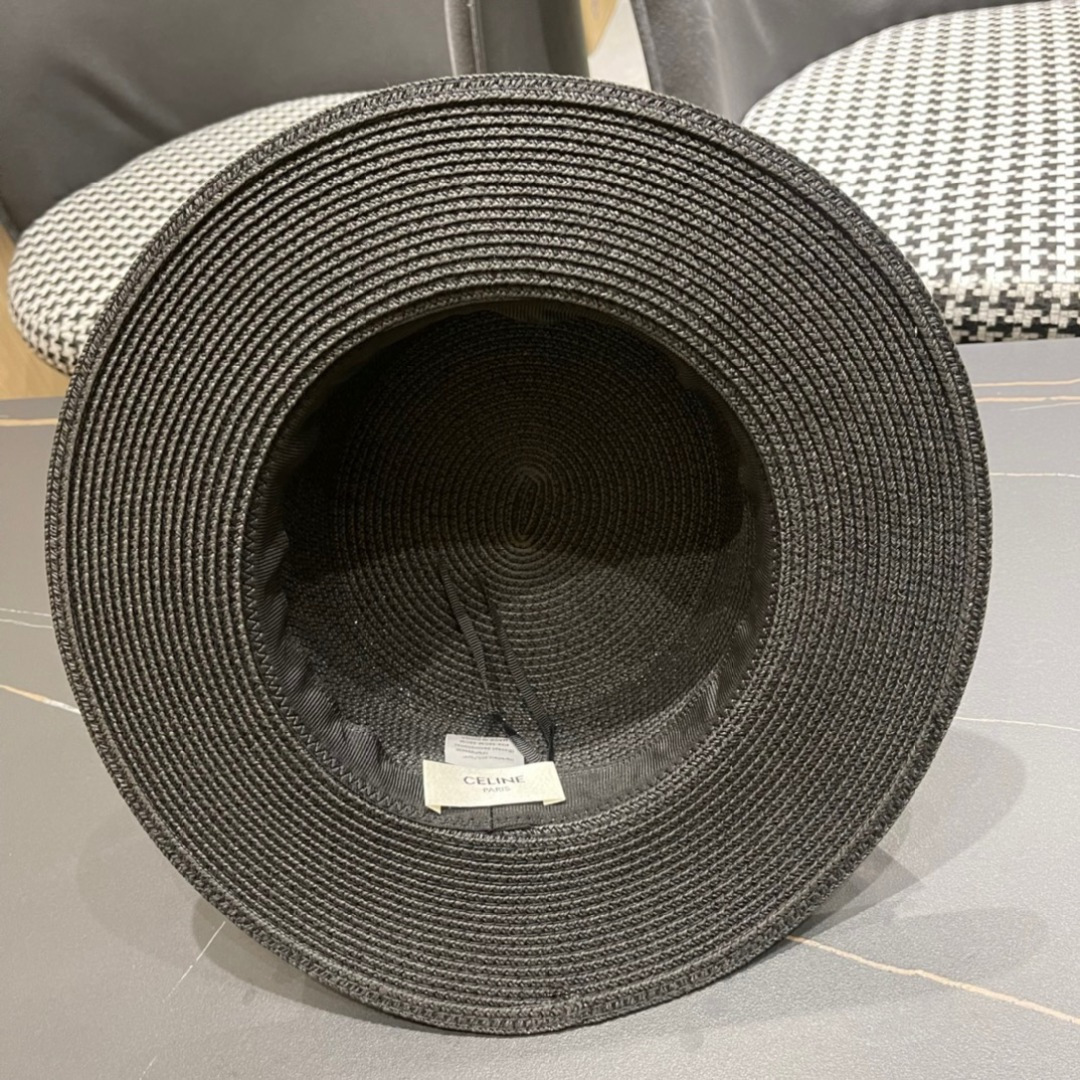  Celine赛琳2025新款平顶草帽、高级定制，库存多，出街必备，头围57cm