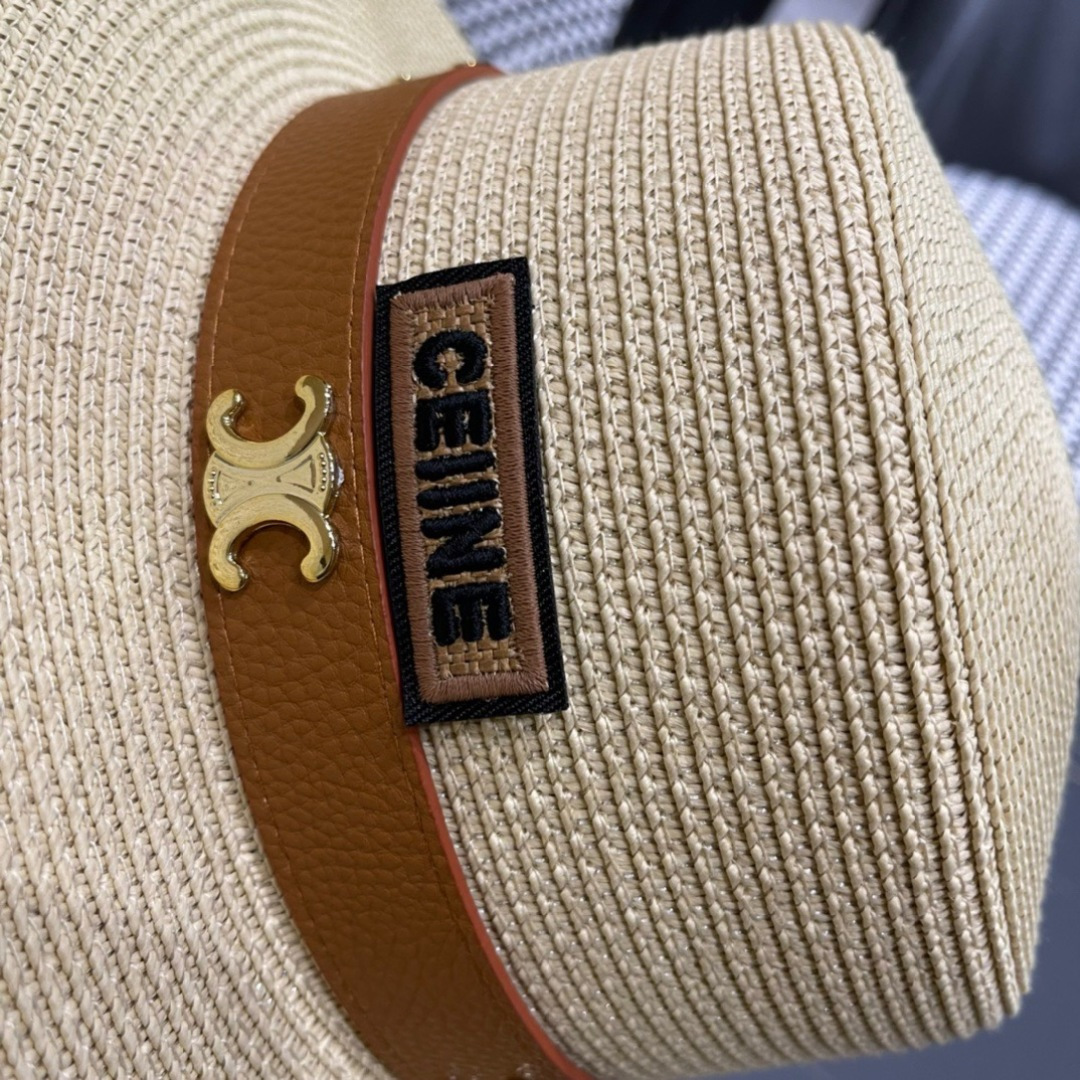  Celine赛琳2025新款平顶草帽、高级定制，库存多，出街必备，头围57cm