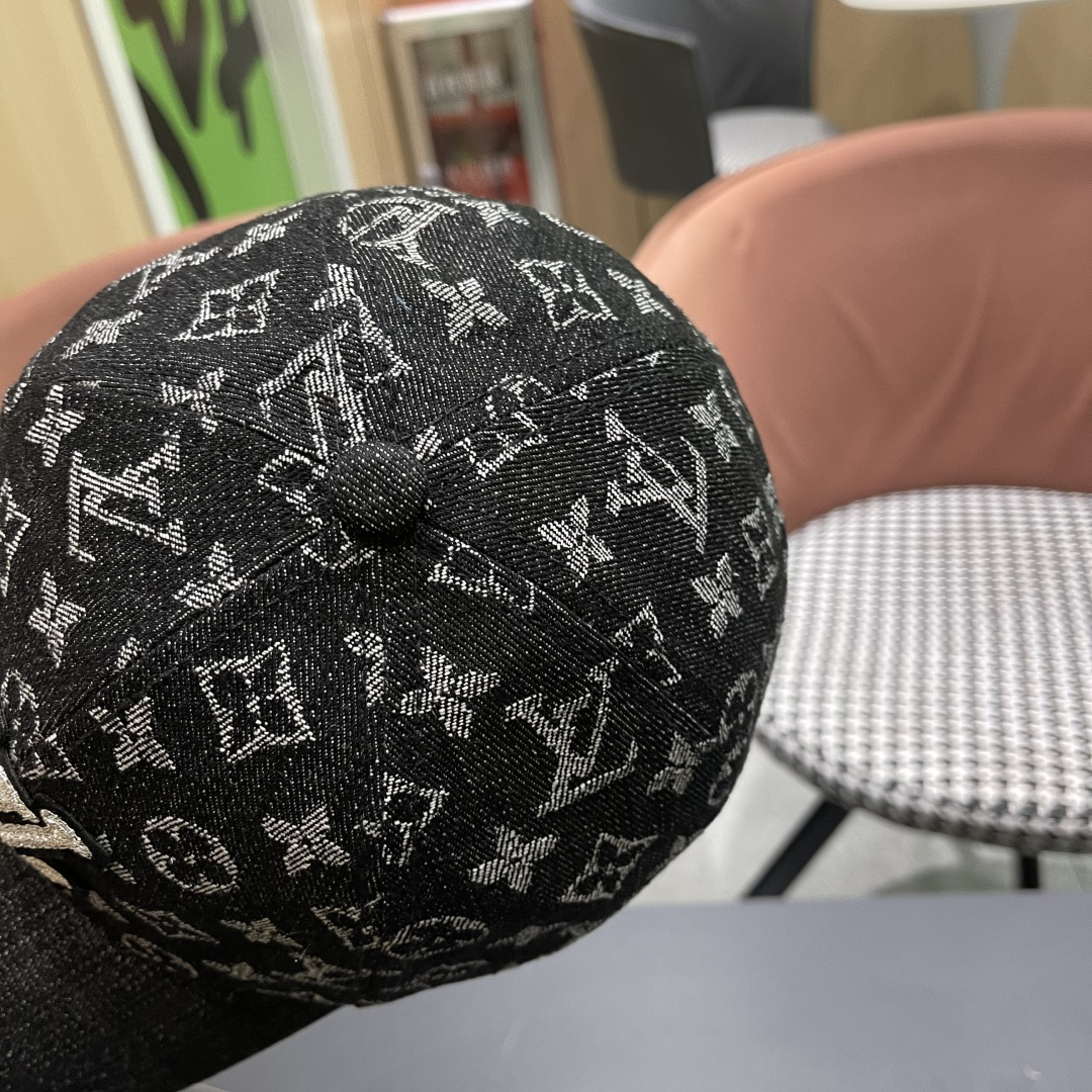  LV路易威登新款原单棒球帽，LV牛仔提花，专柜11开模订制，原版帆布面料 轻盈透气！质量超赞，基础头围