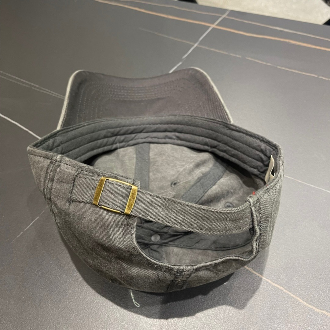 【CELINE赛琳】2025春夏款新款简约棒球帽，新款出货，大牌款超好搭配，赶紧入手！