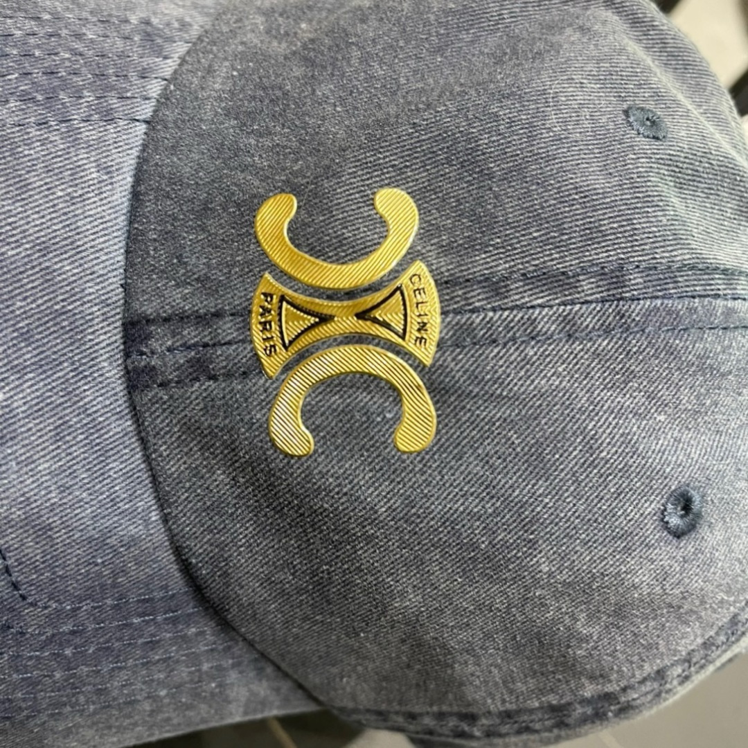 【CELINE赛琳】2025春夏款新款简约棒球帽，新款出货，大牌款超好搭配，赶紧入手！