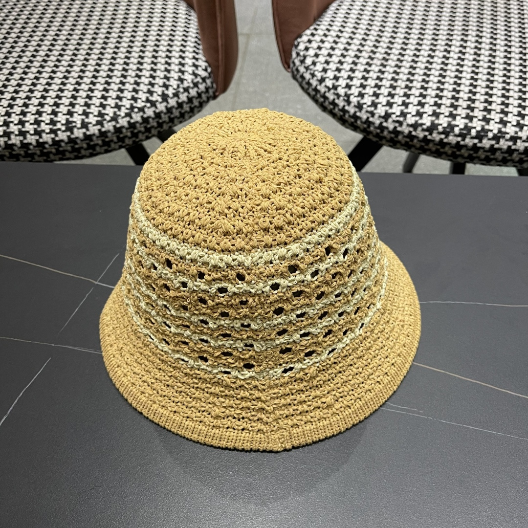  香奈儿CHANEL 草编渔夫帽女 2025 新款夏季日系显脸小百搭草帽
海边沙滩遮阳防晒帽