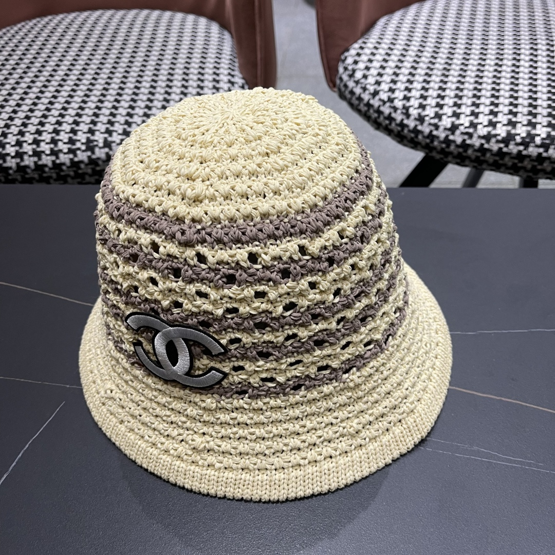  香奈儿CHANEL 草编渔夫帽女 2025 新款夏季日系显脸小百搭草帽
海边沙滩遮阳防晒帽