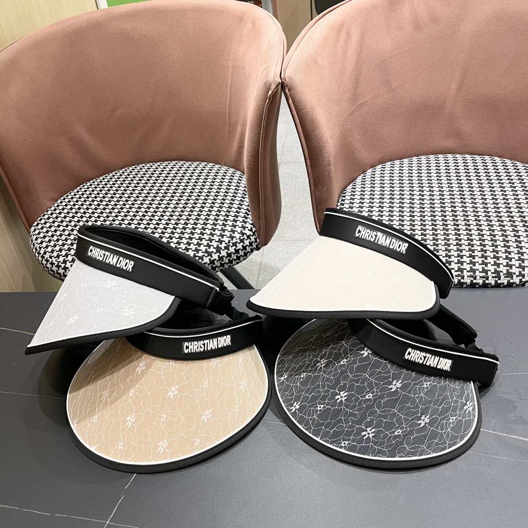  迪奥 空顶扎马尾太阳帽女夏季新款防晒防紫外线
遮阳帽大帽檐海边骑行