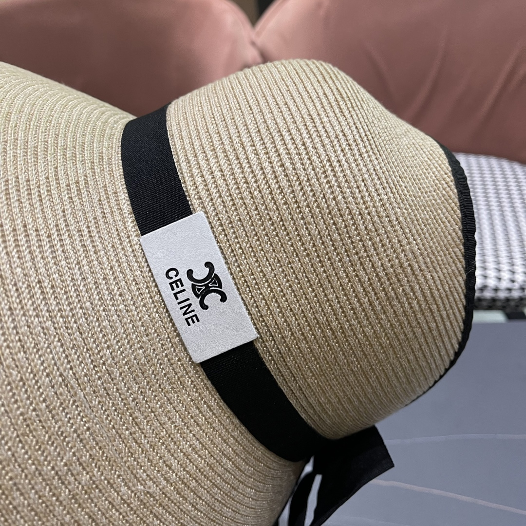  CELINE赛琳夏季大檐出游防晒遮阳草编防紫外线可折叠空顶帽
百搭时尚帽子女潮