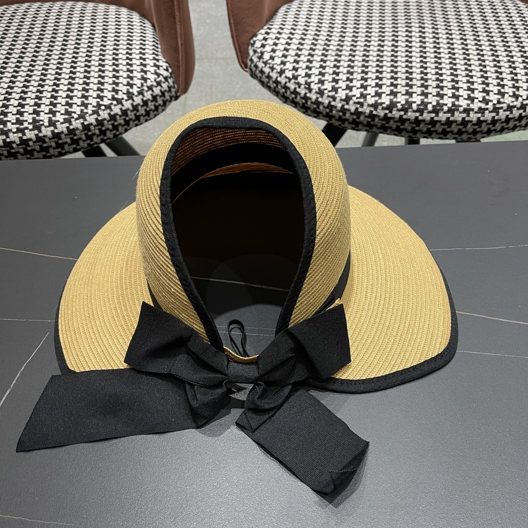  CELINE赛琳夏季大檐出游防晒遮阳草编防紫外线可折叠空顶帽
百搭时尚帽子女潮