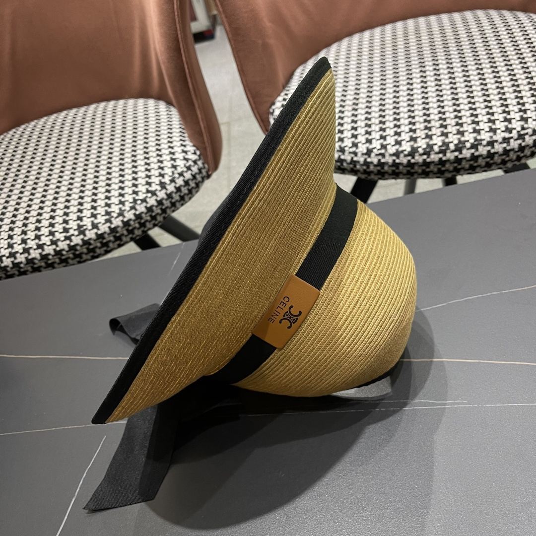  CELINE赛琳夏季大檐出游防晒遮阳草编防紫外线可折叠空顶帽
百搭时尚帽子女潮