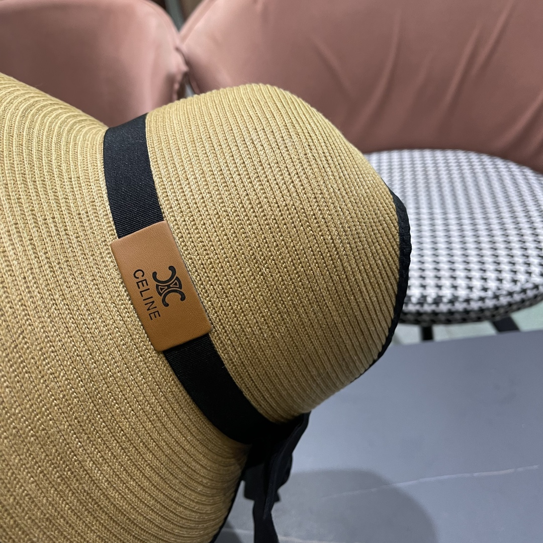  CELINE赛琳夏季大檐出游防晒遮阳草编防紫外线可折叠空顶帽
百搭时尚帽子女潮