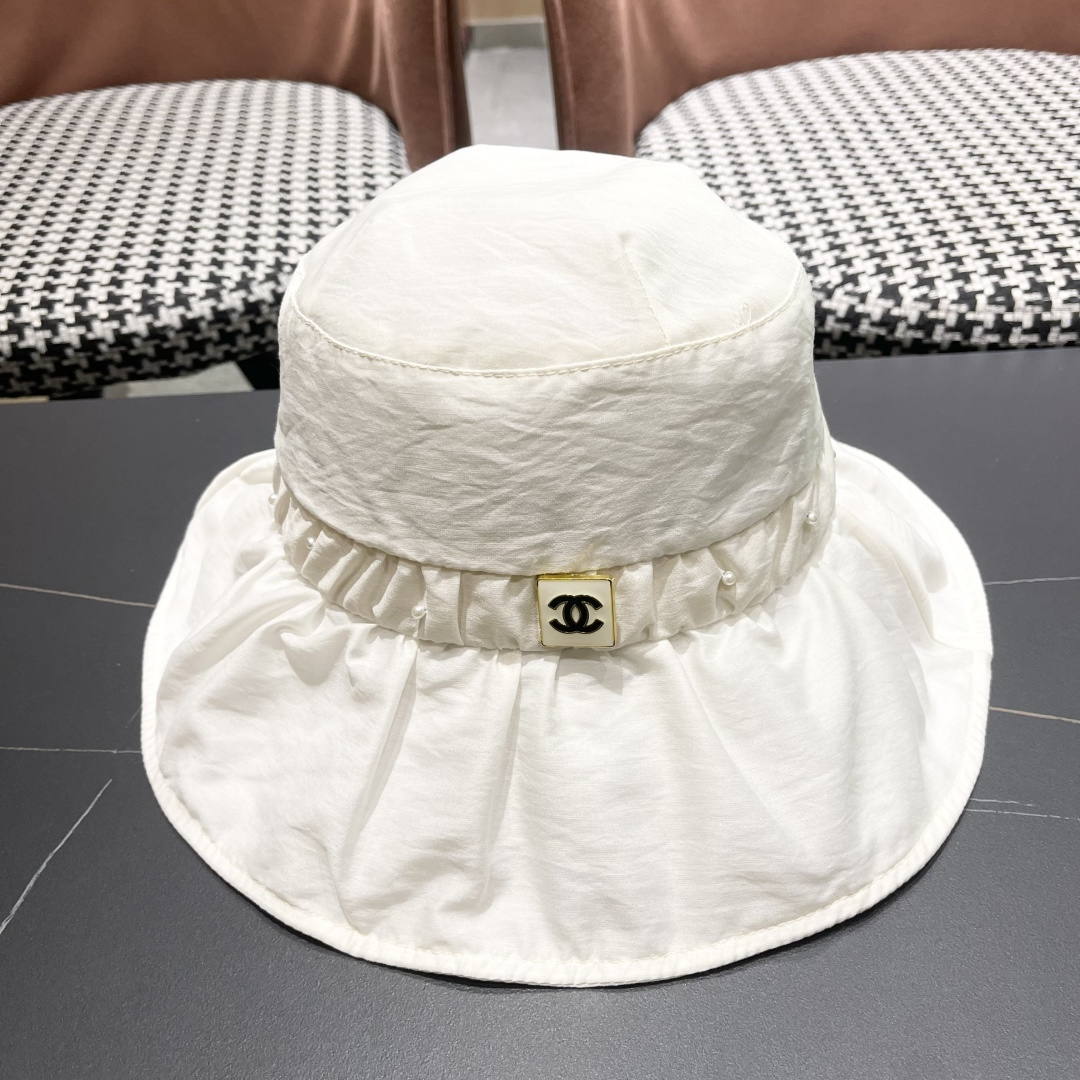  CHANEL香奈儿新品 2025新款韩版时尚百搭渔夫帽女夏季户外遮阳
褶皱透气帽防晒太阳帽