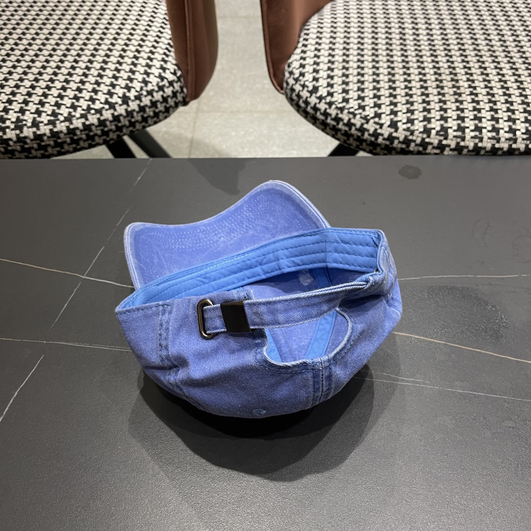  CHANEL香奈儿】2025新款简约棒球帽，新款出货，大牌款超好搭配，赶紧入手！
