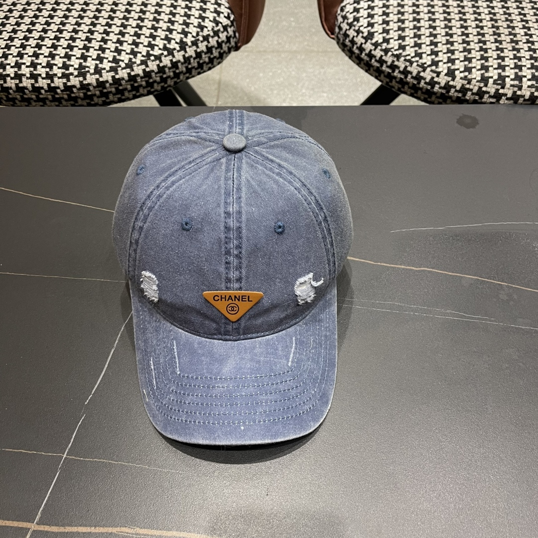  CHANEL香奈儿】2025新款简约棒球帽，新款出货，大牌款超好搭配，赶紧入手！
