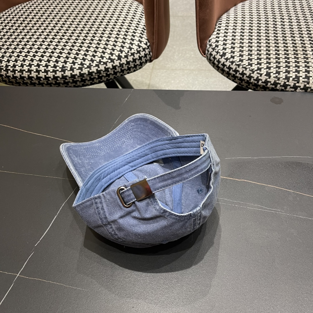  CHANEL香奈儿】2025新款简约棒球帽，新款出货，大牌款超好搭配，赶紧入手！
