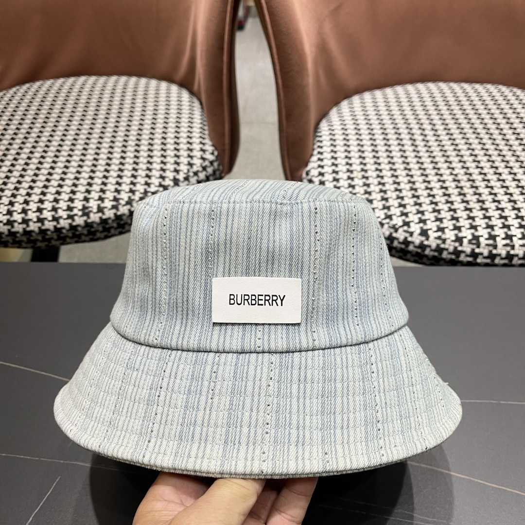  巴黎世家BALENCIAGA 新韩版时尚渔夫帽潮女士简约百搭防晒日系盆帽休
闲潮流情侣帽子