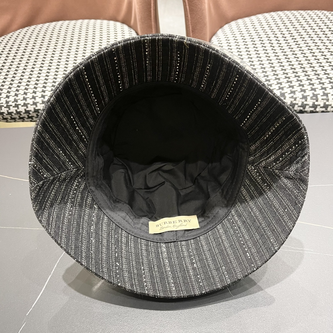  巴黎世家BALENCIAGA 新韩版时尚渔夫帽潮女士简约百搭防晒日系盆帽休
闲潮流情侣帽子