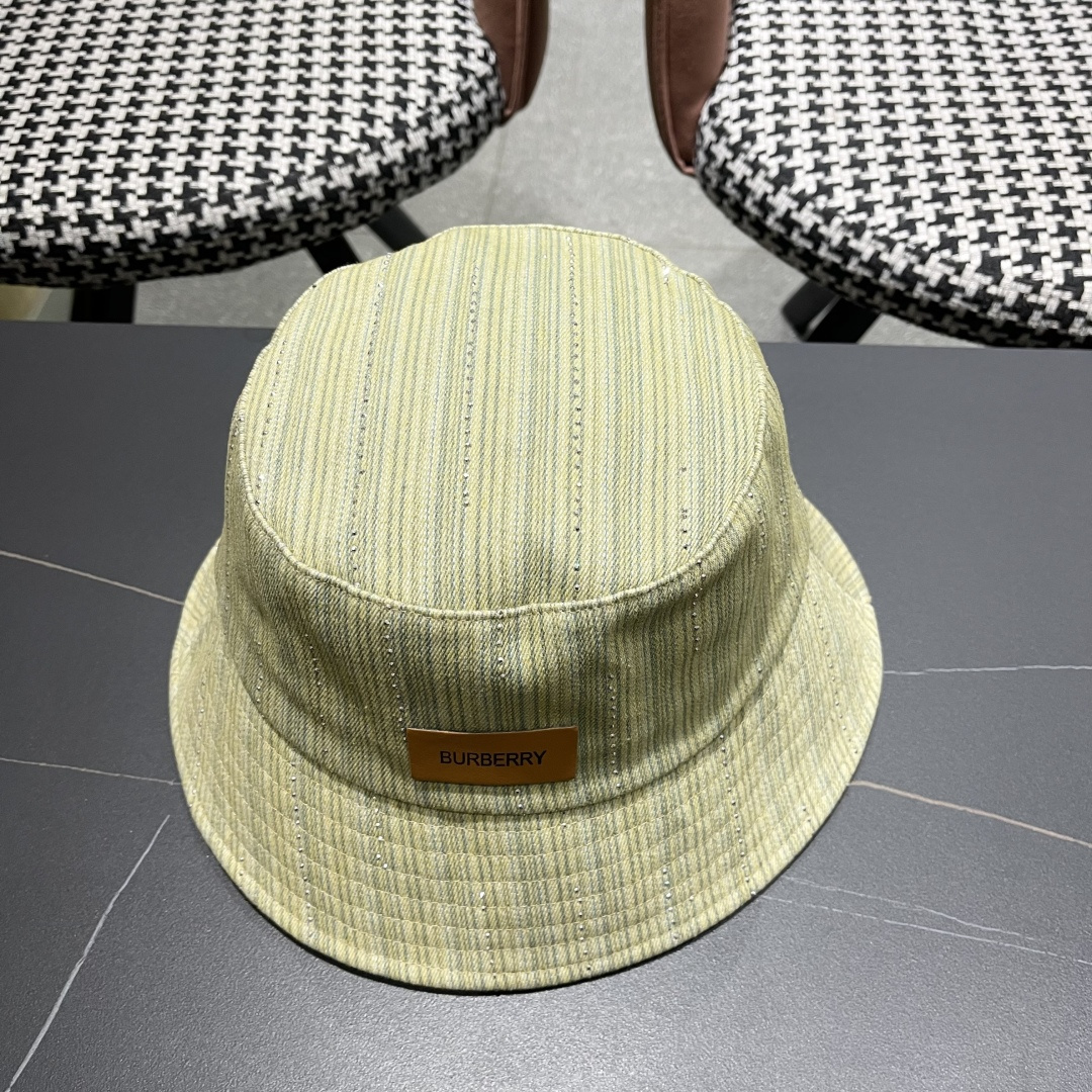  巴黎世家BALENCIAGA 新韩版时尚渔夫帽潮女士简约百搭防晒日系盆帽休
闲潮流情侣帽子