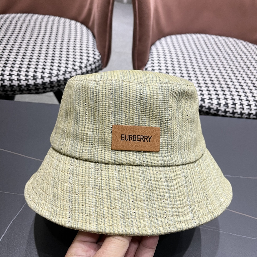  巴黎世家BALENCIAGA 新韩版时尚渔夫帽潮女士简约百搭防晒日系盆帽休
闲潮流情侣帽子