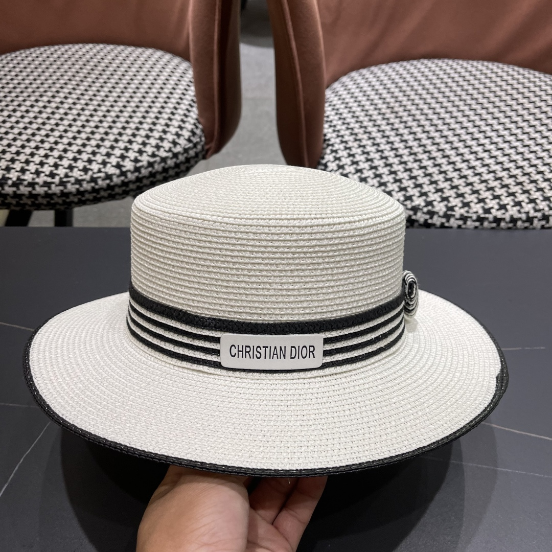  Dior迪奥新款草帽，遮阳帽，太阳帽，沙滩遮阳帽帽，拼色头围57cm