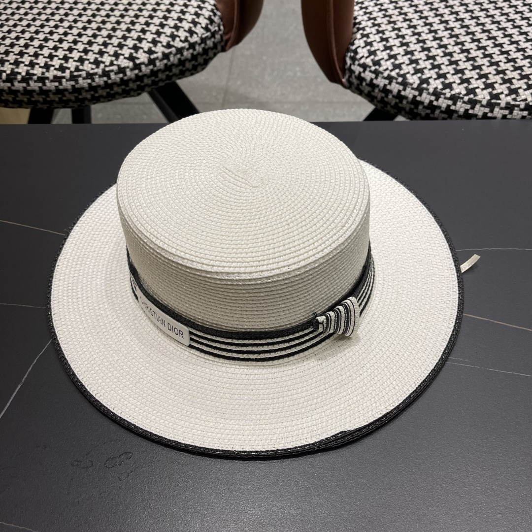  Dior迪奥新款草帽，遮阳帽，太阳帽，沙滩遮阳帽帽，拼色头围57cm
