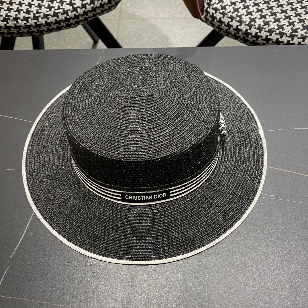  Dior迪奥新款草帽，遮阳帽，太阳帽，沙滩遮阳帽帽，拼色头围57cm