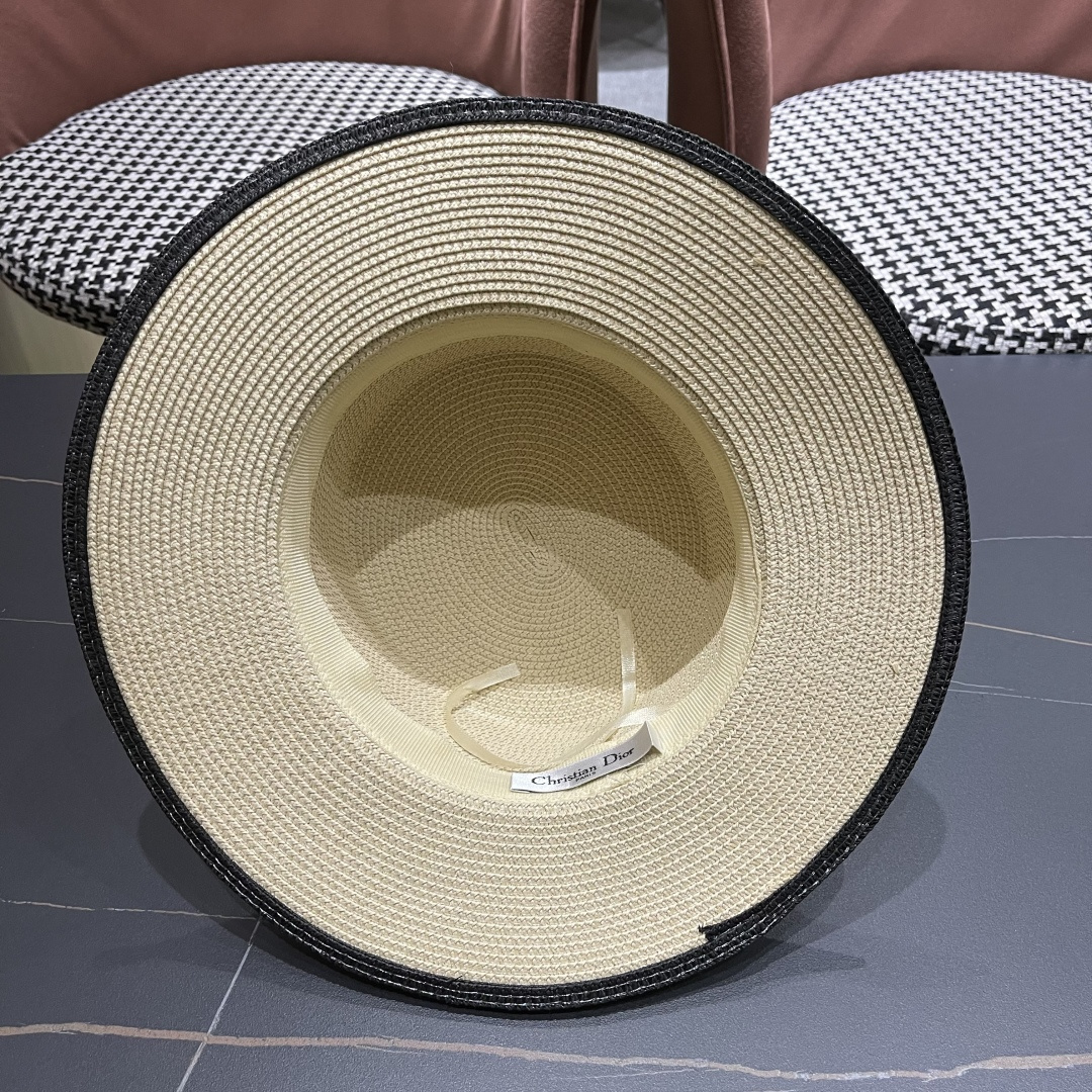  Dior迪奥新款草帽，遮阳帽，太阳帽，沙滩遮阳帽帽，拼色头围57cm