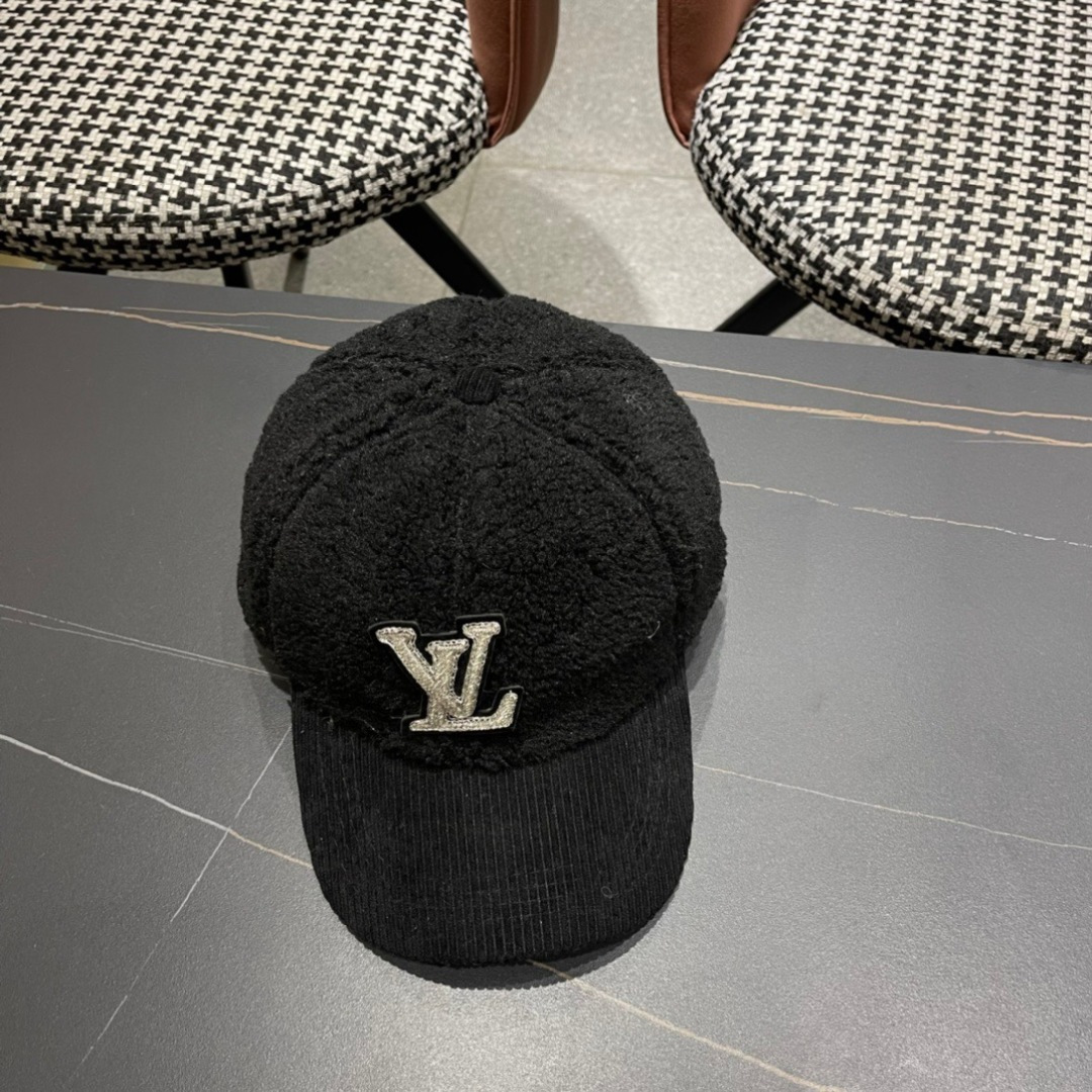 🧢LouisVuitton路易威登 👒😍LV仿貂毛绒面料棒球帽，超百搭遮阳防晒帽，气质名媛风格，超文艺，