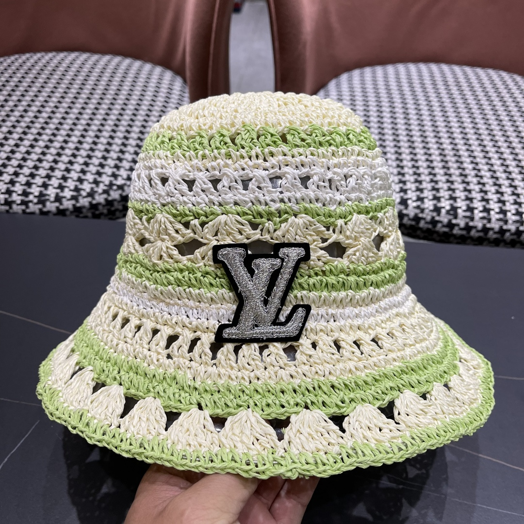  lv路易威登韩版新款气质渔夫帽子女出游甜美百搭防晒流苏镂空遮阳草帽潮网红同款