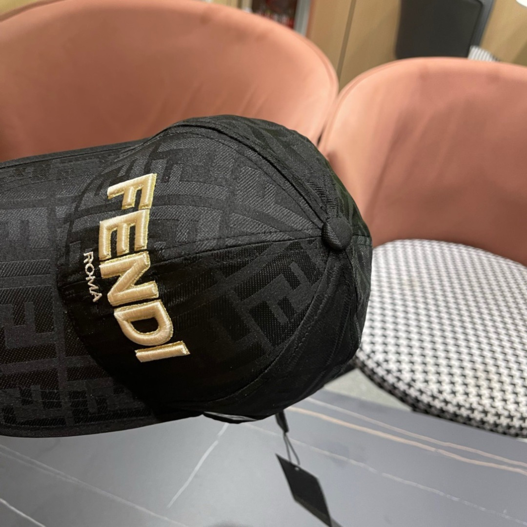  Fendi（芬迪）新款原单棒球帽， 双F提花，专柜常年热卖款，口碑极佳，11开模订制轻盈透气！质量超赞